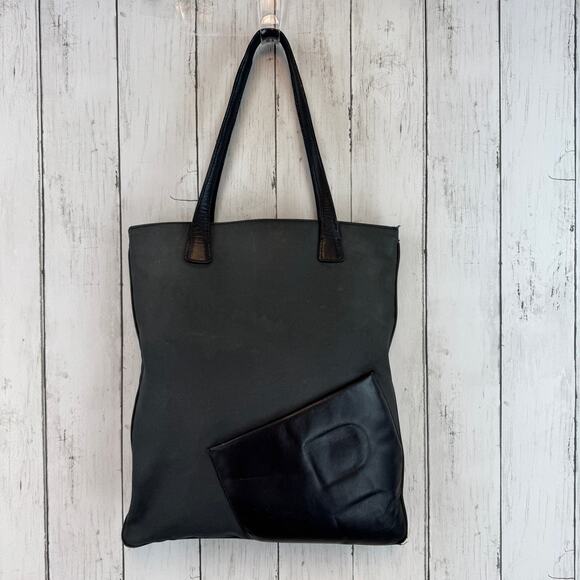 Bally Black Leather and Canvas Basca Shoulder Tote Bag Signature Front B Pocket - Picture 1 of 14